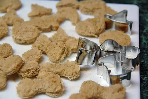 croutons with cookie cutters