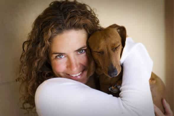 Ask Alecia: My Min Pin Won’t Tell Us He Needs Out!