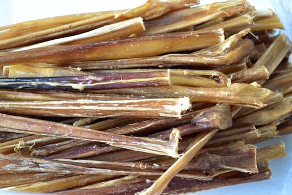 bully-sticks-closeup