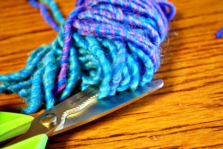 cutting yarn