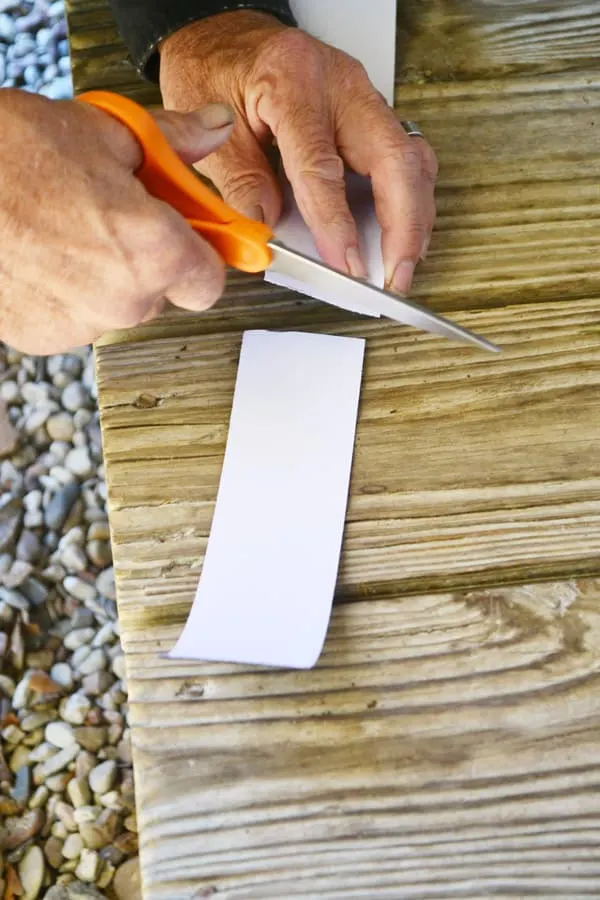 cutting grip tape