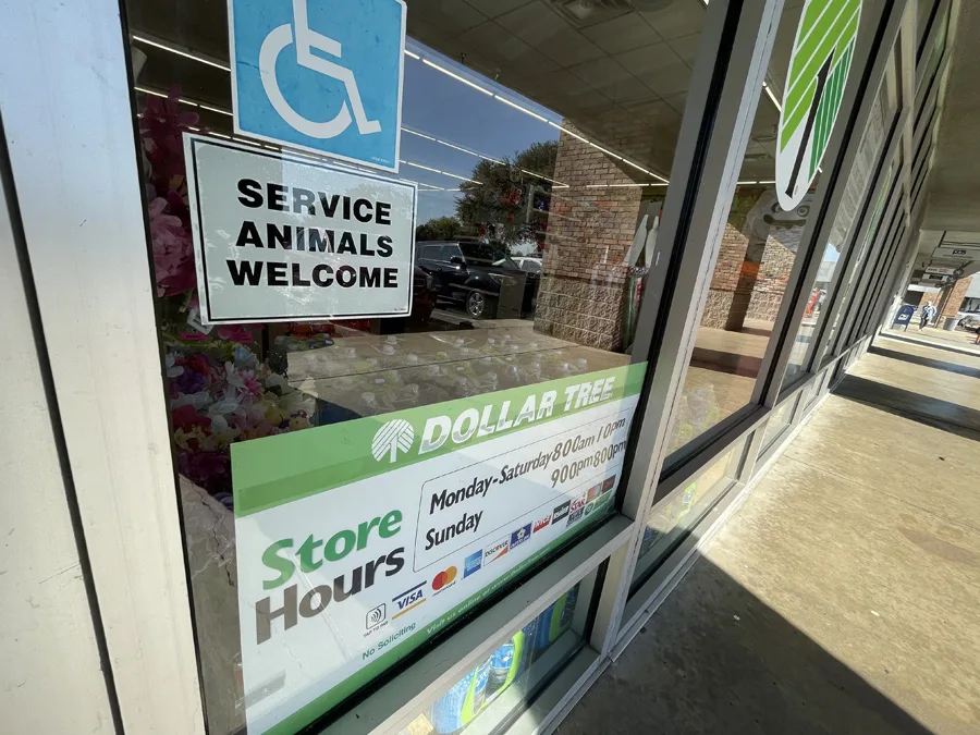 service dog sign at Dollar Tree