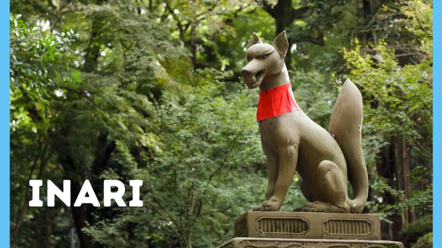 image of Inari statues of fox common in shrines dedicated to Inari.