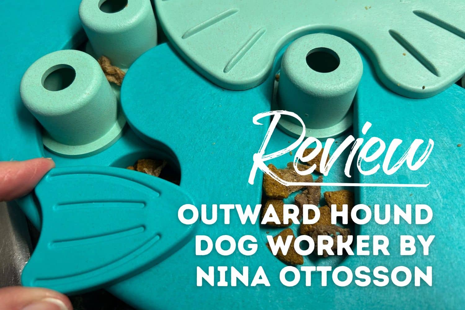 Outward Hound Dog Worker by Nina Ottosson